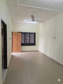 Rumah di Jalan Nenas, Taman Kota Masai, Pasir Gudang, foto 4