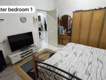 Rumah di Jalan Rumbia Taman Daya, Tebrau, foto 7