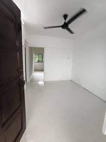 Flat at SOLOK SUNGAI ARA, Bayan Lepas, photo 1