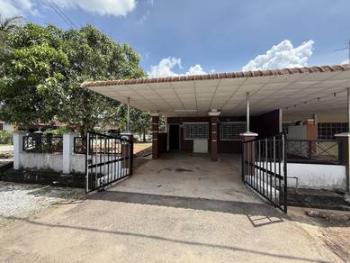 Rumah di Bandar Putera Indah, Batu Pahat, foto 2