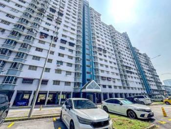 Blok 21, Taman Bukit Angkasa, Lembah Pantai的平层住宅，照片6