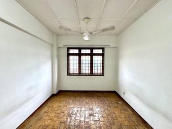 Apartmen di Dahlia Court Pandan Indah, Ampang, foto 4