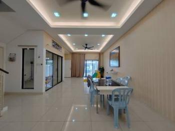 Seksyen U12 Cahaya Alam, Jalan Selasih U12/21D, Shah Alam的房屋，照片5