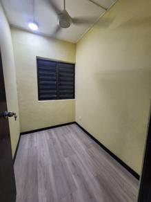 Flat at Jalan Tun Perak 1, Cheras, photo 5