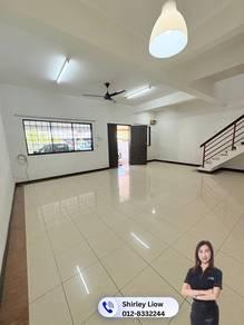 Taman Kingfisher, Kota Kinabalu的房屋，照片2