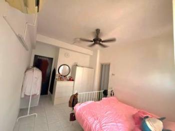 Apartmen di Anggerik Villa, Kajang, foto 9