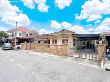 Kampung Dato Mufti Shuib, Ampang的平房，照片2
