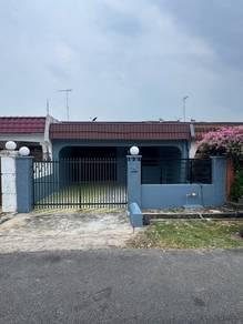 House at Jalan Keris, Johor Bahru, photo 1