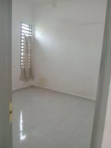 Bungalow at Taman Berlian, Parit Buntar, photo 4
