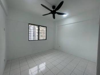 Apartment at Sri Dahlia, Kajang, photo 2
