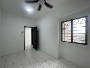 Apartment at Sri Dahlia, Kajang, photo 7