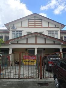 Rumah Bandar di Putra Villa, Bangi, foto 1