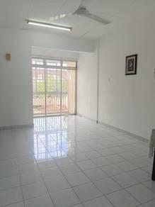 Rumah Bandar di Putra Villa, Bangi, foto 2