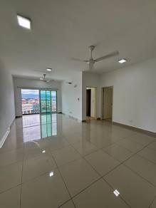 Ruang tamu & makan – Kondominium di HOLMES, Cheras, foto 1