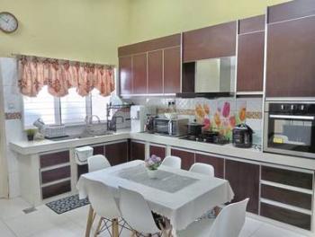 Rumah di D'Kayangan Seksyen 13, Shah Alam, foto 2