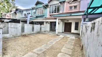 House at Jalan Nova Seksyen U5, Shah Alam, photo 2