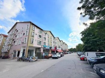 Pusat Komersial Seksyen 7, Shah Alam的公寓，照片1