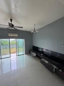Townhouse at Bayan Villa, Seri Kembangan, photo 2