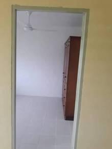 Flat at Taman Muhibbah, Seri Kembangan, photo 5