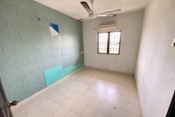 Flat at Taman Muhibbah, Seri Kembangan, photo 6