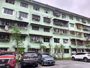 Flat at Taman Muhibbah, Seri Kembangan, photo 2