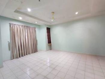 House at Jalan Cenderawasih, Kulai, photo 2
