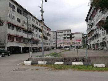 Jalan Cuepacs 5, Taman Koperasi Cuepacs, Cheras的公寓，照片1