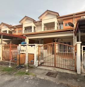 Rumah Bandar di Taman Seri Alam, Saujana Utama, foto 1