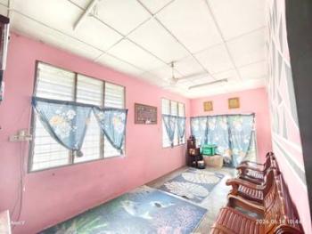 Bungalow at TAMAN JAYA 2, Temerloh, photo 5