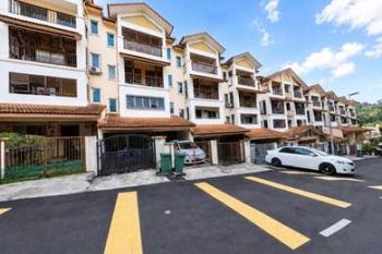 Townhouse at Taman Amansiara, Selayang, photo 1