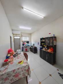 Dapur – Rumah di Bandar Tiram, Ulu Tiram, foto 4