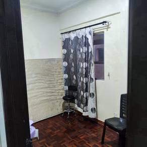 Belimbing Heights, Seri Kembangan的共管公寓，照片8
