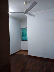 Rumah di Taman Sungai Besi Indah, Seri Kembangan, foto 7