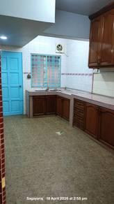 Rumah di Taman Sungai Besi Indah, Seri Kembangan, foto 1