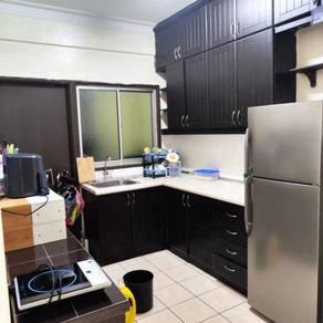 Kondominium di Belimbing Heights, Seri Kembangan, foto 1