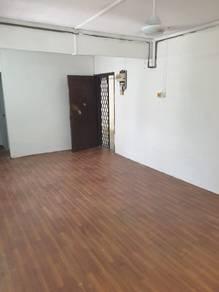 Flat at Bukit Gedung, Bayan Lepas, photo 3