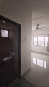 客厅/饭厅 – Residensi Zamrud, Kajang的共管公寓，照片7