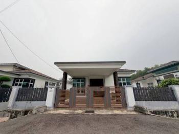 Banglo di Taman Belimbing Setia, Durian Tunggal, foto 1