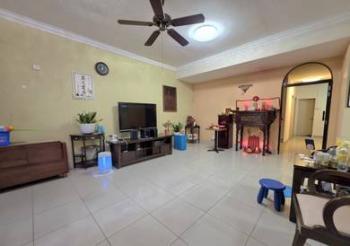Rumah Bandar di Taman Lagenda Mas, Cheras, foto 2