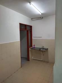 Kitchen – Apartment at Sri Melor, Ampang, photo 2