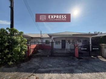 Rumah di Senadin, Miri, foto 1