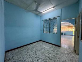 Bedroom – House at Taman Kolombong, Kota Kinabalu, photo 5
