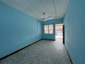 Living & dining – House at Taman Kolombong, Kota Kinabalu, photo 4