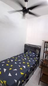 Room at Bukit Indah, Iskandar Puteri, photo 6