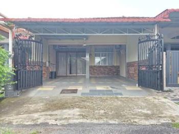 House at Taman Muzaffar Heights, Ayer Keroh, photo 1