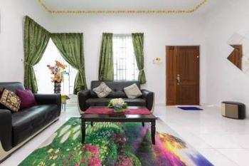 Ruang tamu & makan – Rumah di Labu Lanjut, Salak Tinggi, foto 2