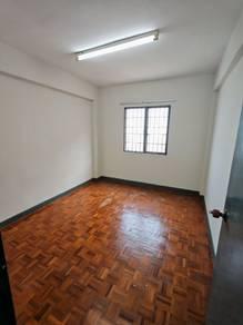 Apartmen di Desa Aman Puri, Kepong, foto 6