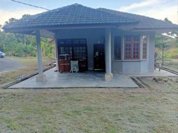 Bungalow at Aspa Cottage, Kuantan, photo 9
