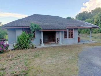 Bungalow at Aspa Cottage, Kuantan, photo 1
