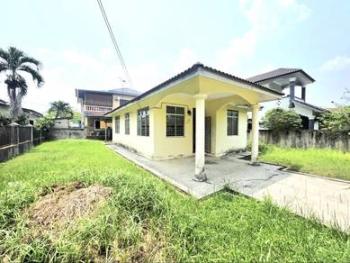 Bungalow at Sg Isap Damai, Kuantan, photo 5